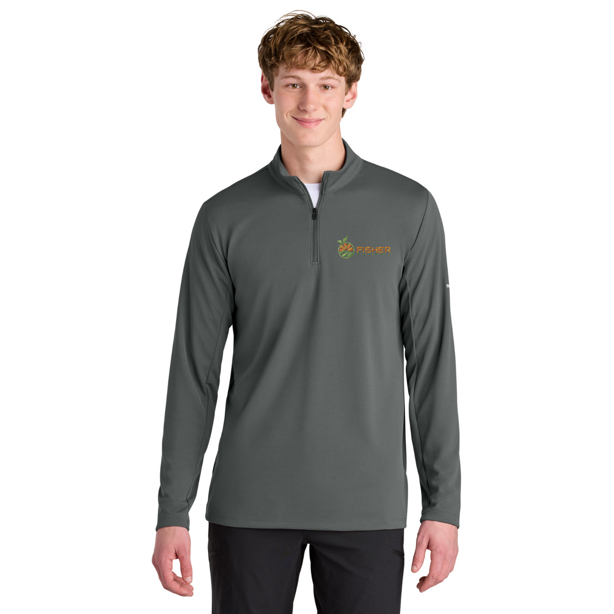 The North Face Ambition 1/4-Zip - Embroidered — model
